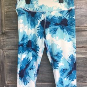 Fabletics Capri Legging